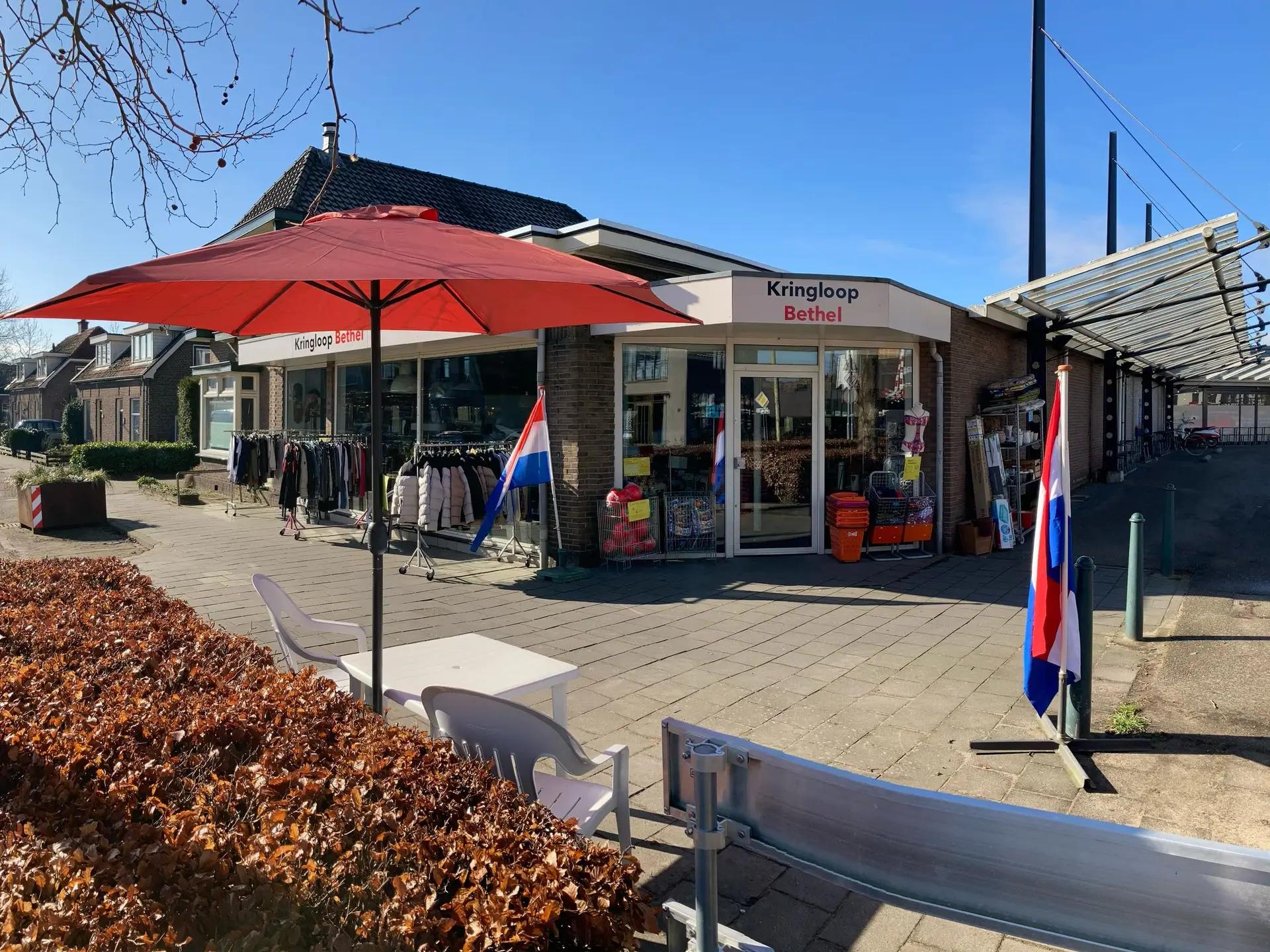 Kringloop Bethel aan de Molenstraat 14 in Twello — de standplaats van OntruimdCompleet